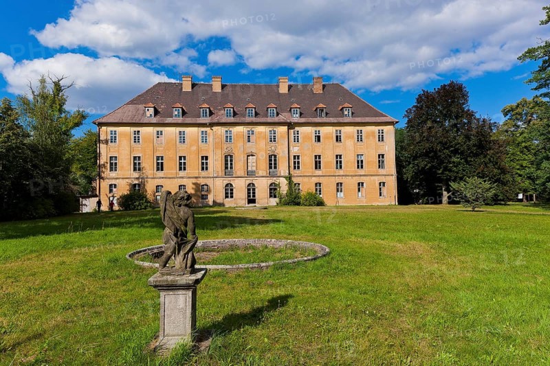 Uhyst Castle