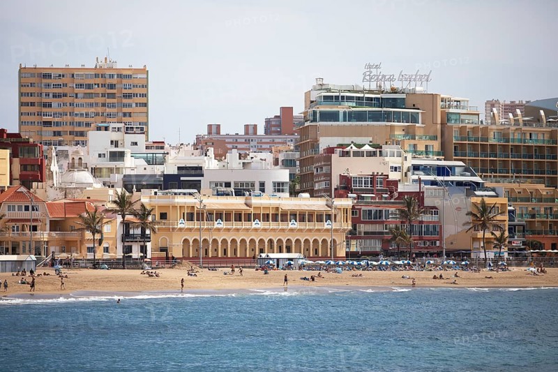 Playa de las Canteras beach, Las Palmas, Las Palmas province, Gran Canaria, Canary Islands, Spain, sea, palm trees, parasol, Europe