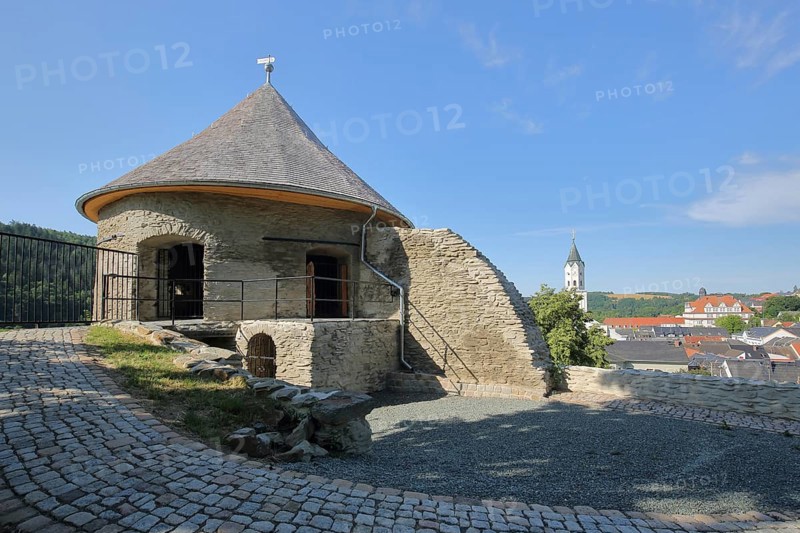 Medieval castle and tower of the Laurentius Church, Burg, Elsterberg, Vogtland, Saxony, Germany, Europe