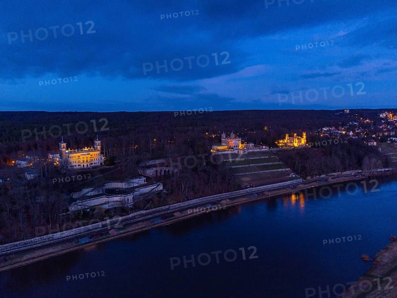 The three Elbe castles in the evening. Abrechtsberg Castle, Villa Stockhausen and Hotel Schloss Eckberg