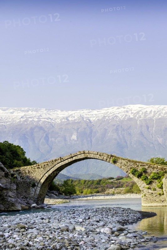 Kadiut bridge, arch bridge near Bënjë, Benja, over the wild river Lengarica, landscape near Bënjë, Qark Gjirokastra, Albania, Europe