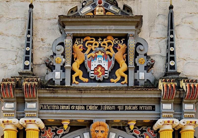 Portal Detail with Town Coat of Arms at Münden Town Hall, Weser Renaissance, Hann. Münden or Hannoversch Münden, Lower Saxony, Germany, Europe