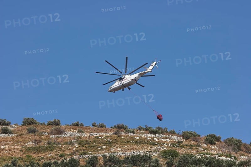 Helicopter, helicopter, fire-fighting helicopter, fire, helicopter flies over mountainside, Georgioupolis, Crete, Greece, Europe