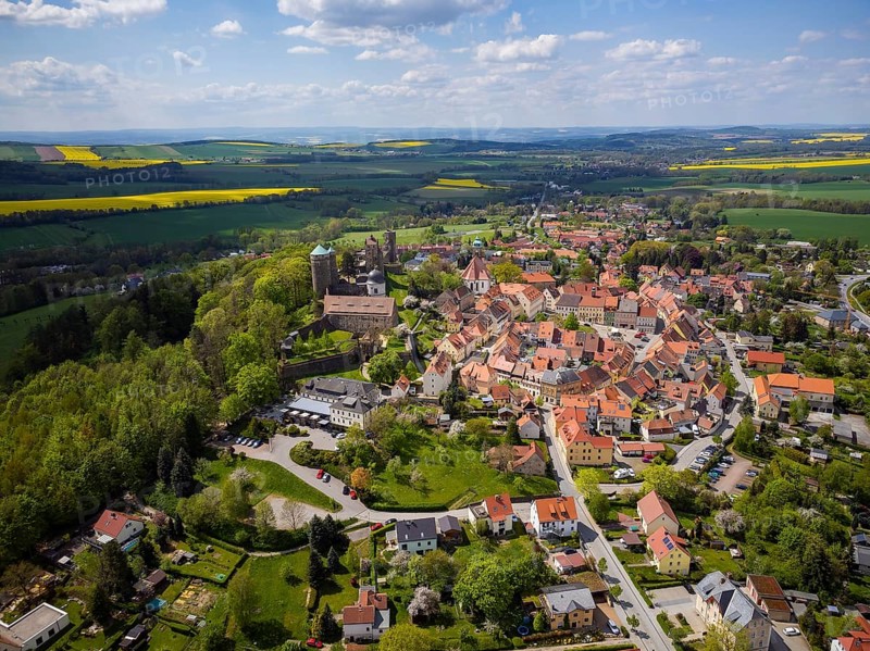 Stolpen Castle, which in its history was converted from a hilltop castle to a palace and later used as a fortress, is located about 27 kilometres east of Dresden, directly south of the historic town centre of Stolpen in the district of Sächsische Schweiz-Osterzgebirge at 356 m above sea level