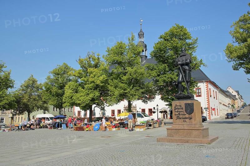 Marketplace with flea market and monument to Duke Henry the Pious, Marienberg, Erzgebirge, Saxony, Germany, Europe