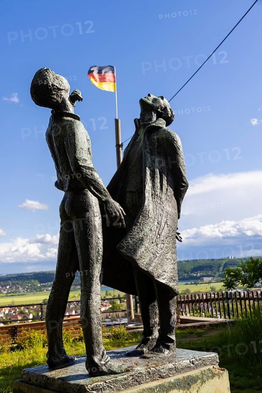 The Stargazers in front of the observatory in Radebeul, The sculptor Walter Howard created the bronze The Stargazers in 1971, which he donated to the city of Radebeul in 1973