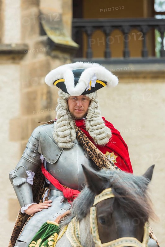 Family festival at Albrechtsburg Meissen on the occasion of the premiere of the Histopads. The Saxon rulers who act in the illustrated epochs of the Histopads, embodied by the Fürstenzug e.V., Here August the Strong