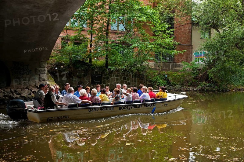 Leipzig, water hiking on the Karl Heine Canal