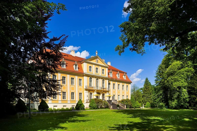Baroque Rammenau Castle, Rammenau Castle in Rammenau near Bischofswerda in the district of Bautzen is one of the most beautiful preserved baroque country castles in Saxony