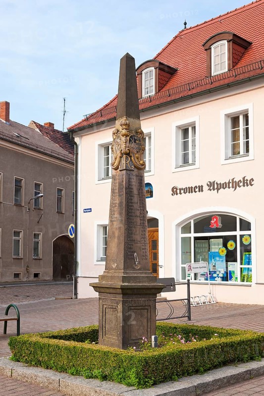 Mutzschen Electoral Saxon postal pillar on the market square