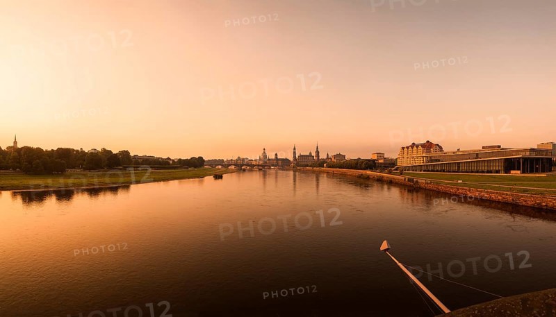 Sunrise over the Dresden silhouette