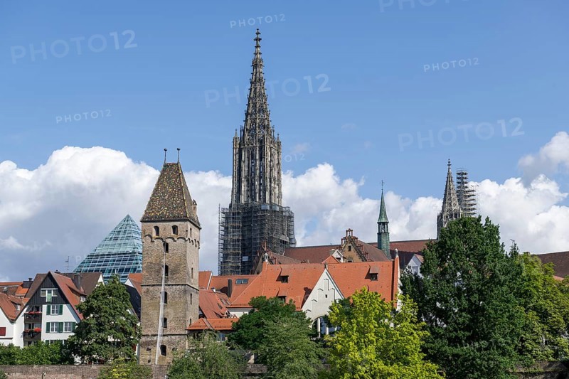City view, historical old town, fishermen's quarter, butcher's tower and cathedral, Ulm, Baden-Württemberg, Germany, Europe