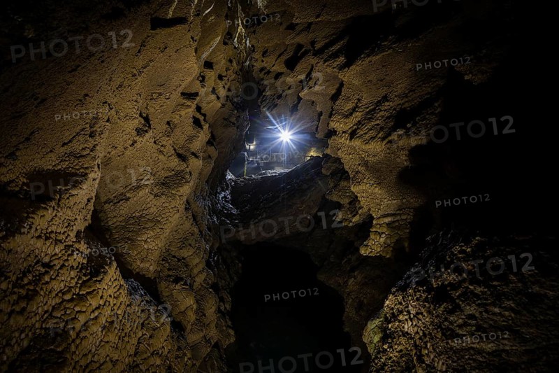 Dragon Cave Syrau