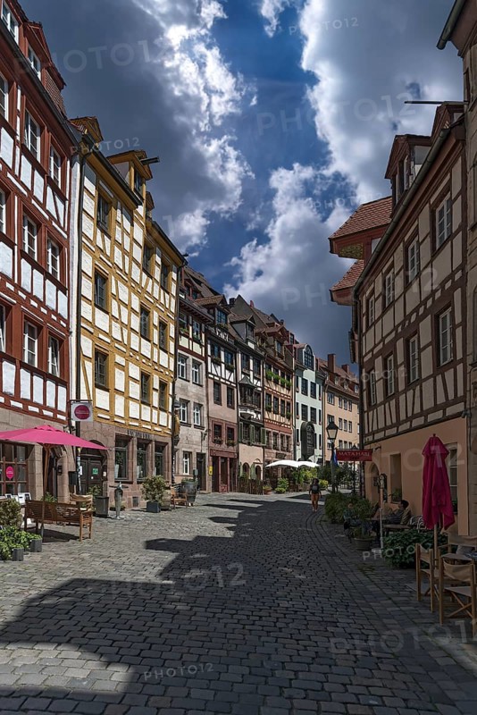 Historic old town alley with medieval half-timbered houses, Weissgerbergasse, Nuremberg, Middle Franconia, Bavaria, Germany, Europe
