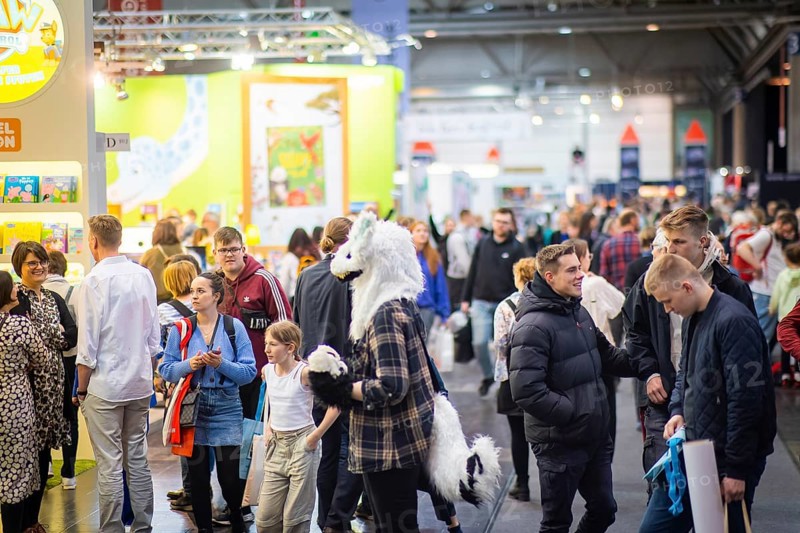 The Leipzig Book Fair is an international book fair that takes place annually in spring at the Leipzig Exhibition Centre. It is the spring meeting place for the German book industry. At the Manga-Comic-Con you can admire imaginative costumes