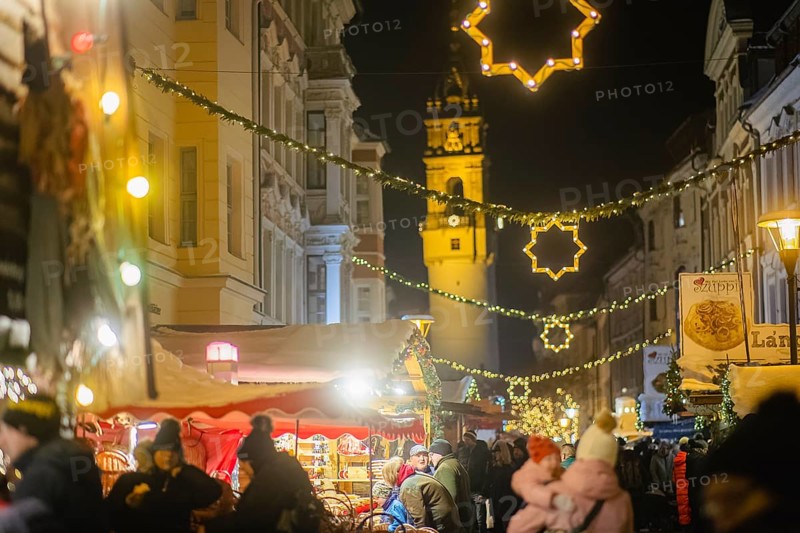 Known today as the Bautzen Wenzelsmarkt, Upper Sorbian Budyske Wjaclawske wiki, the Bautzen Christmas market in Upper Lusatia is the oldest Christmas market in Germany mentioned in a chronicle according to the Record Institute for Germany