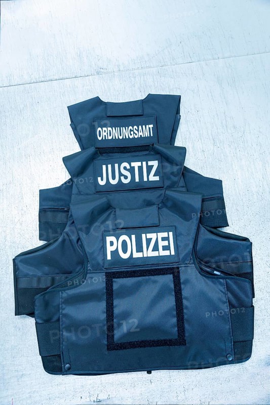 BATEX Technische Textilien GmbH in the Grossröhrsdorf district of Bretnig (Bautzen district) . Here, protective equipment such as waistcoats for the police service and various authorities are manufactured