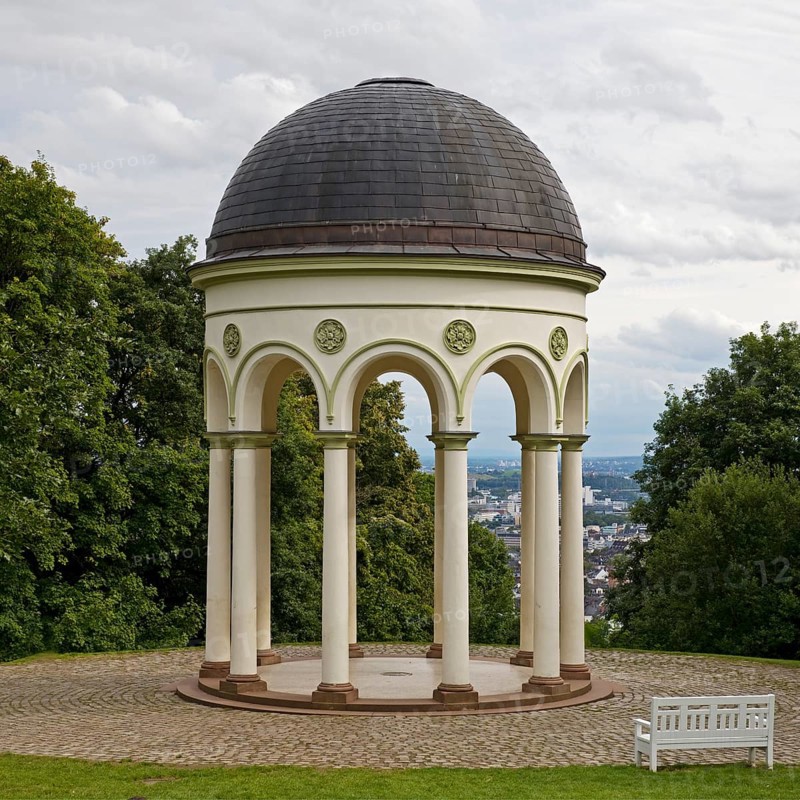 Monopteros, round building with columns, on the Neroberg, a popular excursion destination and vantage point, Wiesbaden, Hesse, Germany, Europe