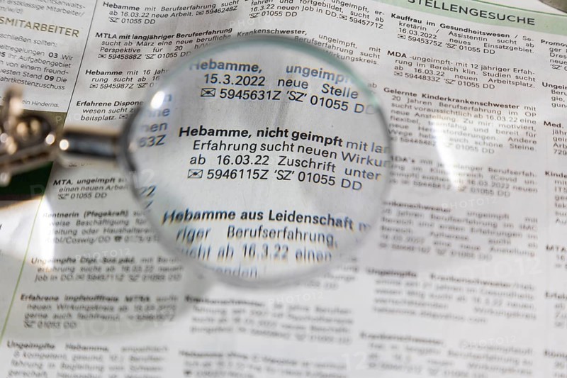 In many advertisements in the daily newspapers, strikingly similar job applications from employees in the medical-social sector have appeared. The wording is the same or similar. It is obvious that there are guiding forces behind this