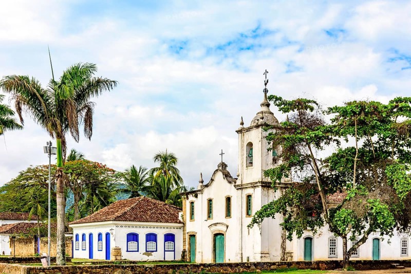 Historic church and houses on historic street in the city of Paraty on the coast of the state of Rio de Janeiro, Brasil
