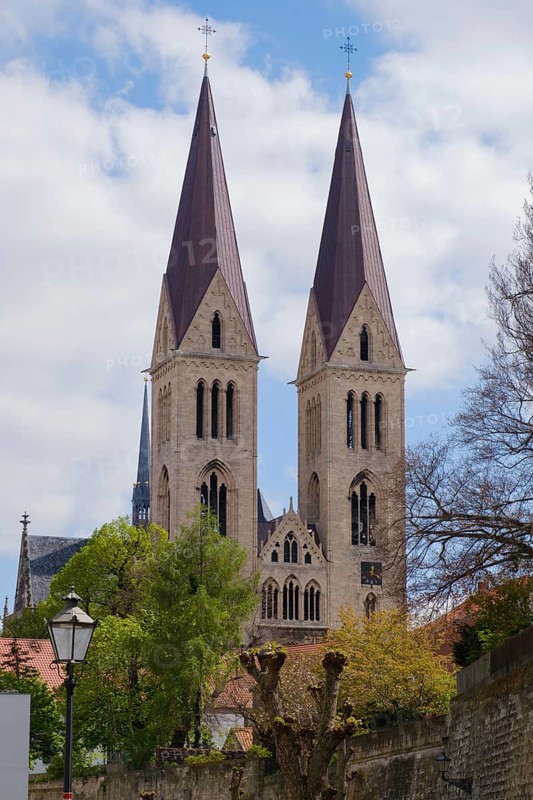 St. Stephanus and Sixtus Cathedral, Domplatz, Halberstadt, Harz Mountains, Saxony-Anhalt, Germany, Europe