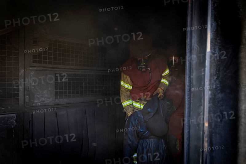 Hot training in the training container