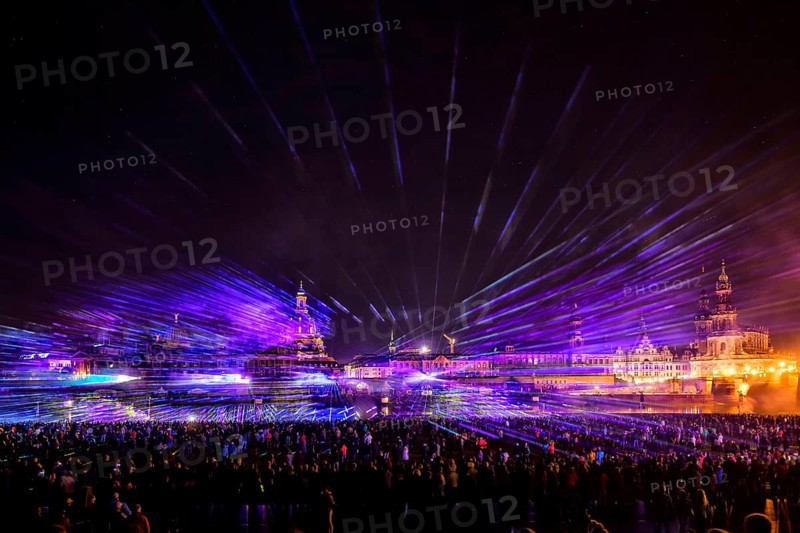 Light and Fire Shohw for the Day of German Unity in Dresden