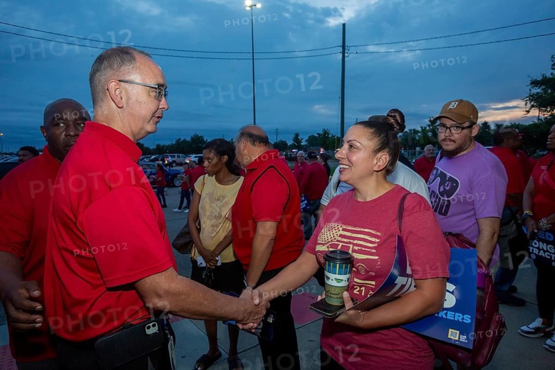 Sterling Heights, Michigan USA, 12 July 2023, United Auto Workers President Shawn Fain began contract bargaining with Ford, General Motors, and Stellantis by visiting workers at the gates of Stellantis' Sterling Heights Assembly Plant.