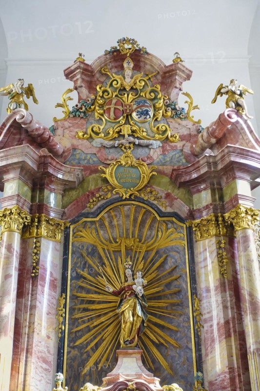 St. John Nepomuk Catholic Church, sacred art, altar, detail, Mary with infant Jesus, Madonna, coat of arms of the Schenken von Stauffenberg, lions, Wilfilngen, Langenenslingen parish, Baden-Württemberg, Germany, Europe