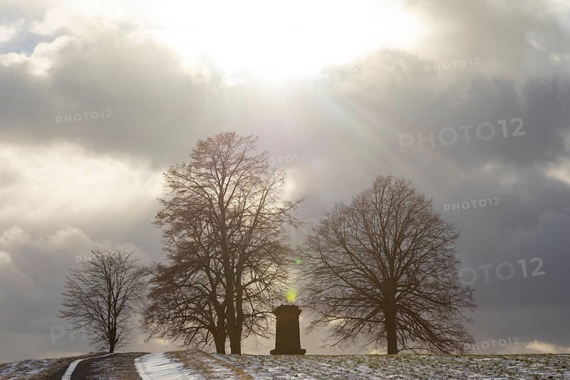 Hohburkersdorf panorama with Napoleon lime tree and memorial stone. To commemorate the victims of World War 1, the military association Kronprinz Georg and the communities of Rathewalde, Zeschnig and Hohburkersdorf built this memorial on the historic Hohburkersdorf Heights next to the Napoleon lime tree. On 19.11.2006 inauguration of the memorial plaques for the victims of the 2nd World War