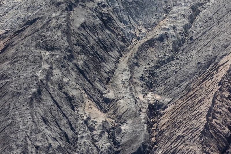 The Nochten open-cast mine (Upper Sorbian: Wochoo¾anska jama) is an open-cast lignite mine in northern Upper Lusatia operated by Lausitz Energie Bergbau AG (LEAG) . Up to 18 million tonnes of lignite are extracted per year in the Nochten opencast mine