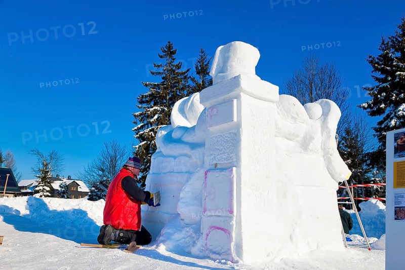 Snow sculpture competition, Hermsdorf