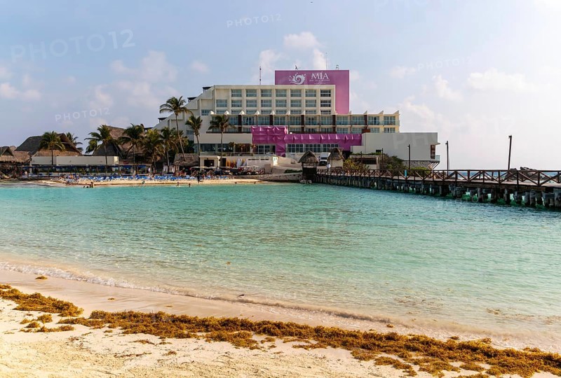 Coastal landscape view to Mia Reef Hotel, Isla Mujeres, Caribbean Coast, Cancun, Quintana Roo, Mexico, Central America