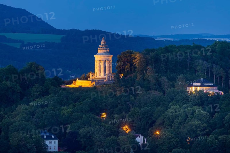 The fraternity memorial in the south of Eisenach on the Göpelskuppe is the war memorial for the 87 fraternity members who died in the Franco-Prussian War of 1870 71. It was also built in 1902 as a national monument of the German fraternity to commemorate the founding of the German Reich