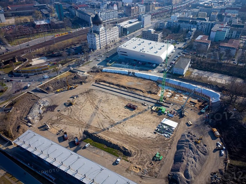 The Heinz Steyer Stadium in Dresden is to be converted into a multifunctional arena from 2021. The project is also being funded by the Free State of Saxony. Completion is planned for 2023