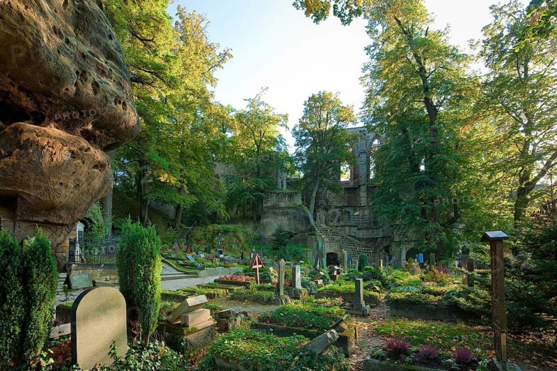 Oybin castle and monastery ruins