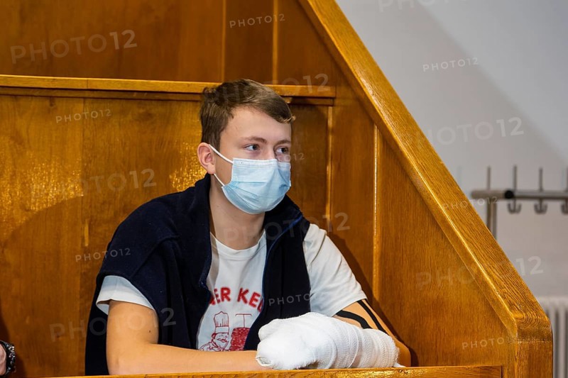 New Year's Eve fun with brutal explosive power: Hand surgeons warn against recklessness
