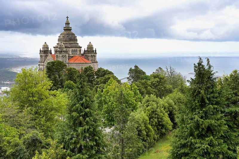 View over Sanctuary of the Sacred Heart of Jesus, Santa Lucia Church, Viana do Castelo, Minho, Portugal, Europe