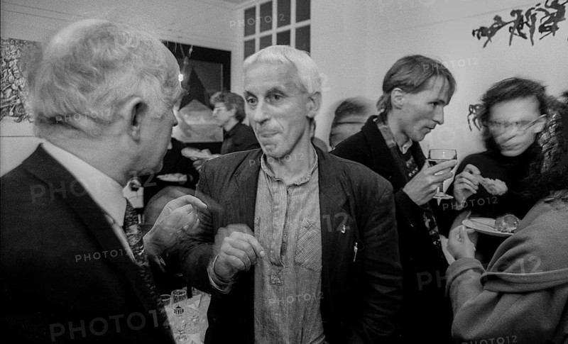 Germany, Berlin, 15.02.1991, round table discussion Experience with censorship, at Haus Drama in Clara-Zetkin-Straße, Klaus Höpke / former deputy minister of culture of the GDR in conversation with ..., right: Hubertus Knabe, Europe