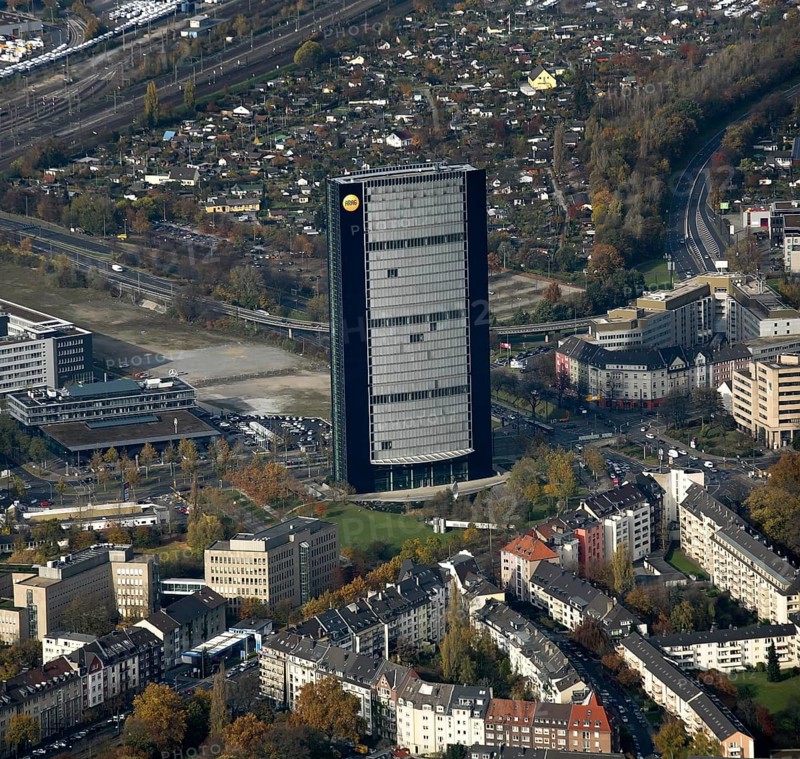 ARAG Tower, high-rise building of the ARAG insurance group in Düsseldorf Aerial view, state capital, North Rhine-Westphalia