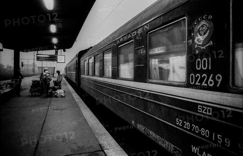 Germany, Berlin, 8 November 1990, trains from the Soviet Union arrive at Lichtenberg station, Europe