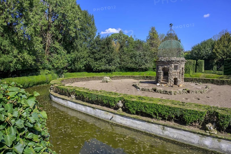 Rabbit Island, garden of Villa Barbarigo, Valsanzibio, Galzignano Terme, Province of Padua, Italy, Europe
