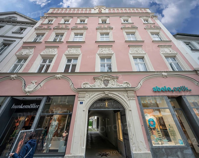 Late Baroque façade with Gothicised attic, around 1752, Theresienplatz 3, Straubing, Lower Bavaria, Germany, Europe