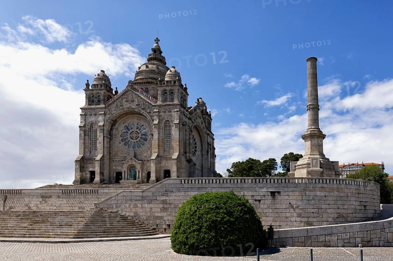 Sanctuary of the Sacred Heart of Jesus, Santa Lucia Church, Viana do Castelo, Minho, Portugal, Europe