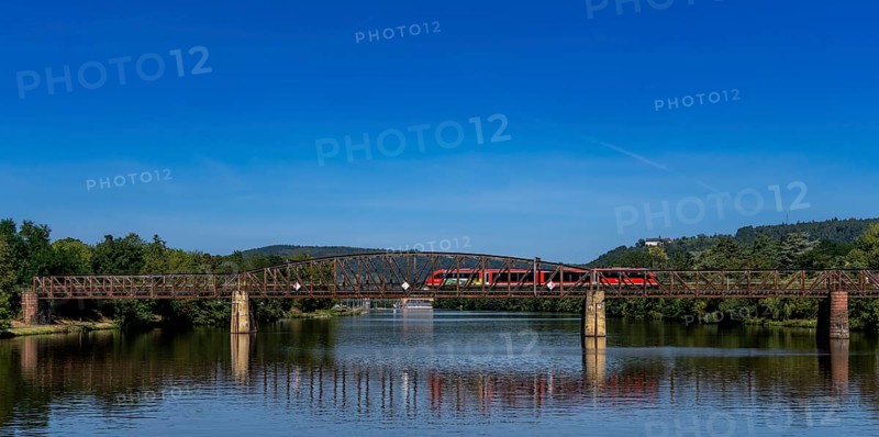 DB Westfrankenbahn railway, railway bridge on the Main in Miltenberg, Bavaria, Germany, Europe