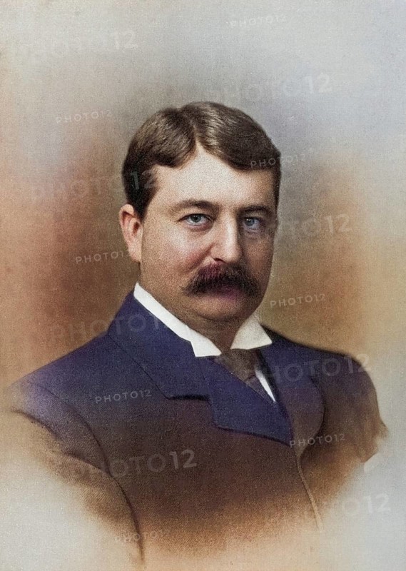 William Philip Schreiner, 1857 to 1919, lawyer, politician, statesman and Prime Minister of the Cape Colony during the Second Boer War. From the book South Africa and the Transvaal War by Louis Creswicke, published in 1900, Historical, digitally restored reproduction from a 19th century original, Record date not stated