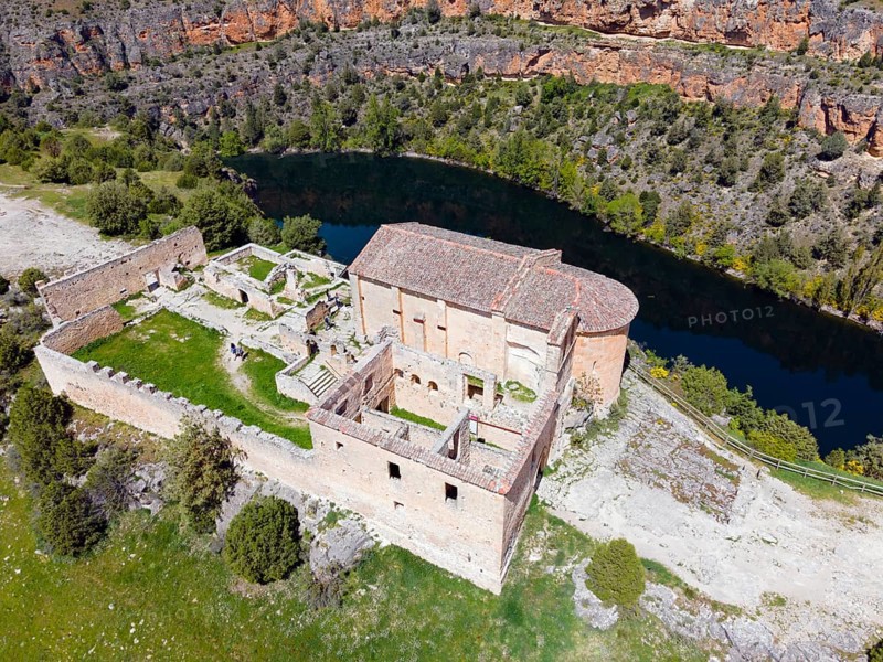 Historical ruin in a rocky landscape with river and lush vegetation, bird's eye view, aerial view, gorge, Natural Park of the Gorges of the Duratón River, Duraton, Parque Natural de las Hoces del Río Duratón, Ermita de San Frutos, Sepulveda, Segovia, Valladolid, Castilla y León, Spain, Europe