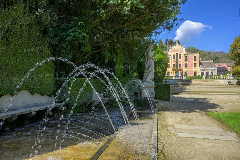 Water features in the garden of Villa Barbarigo, Valsanzibio, Galzignano Terme, Province of Padua, Italy, Europe