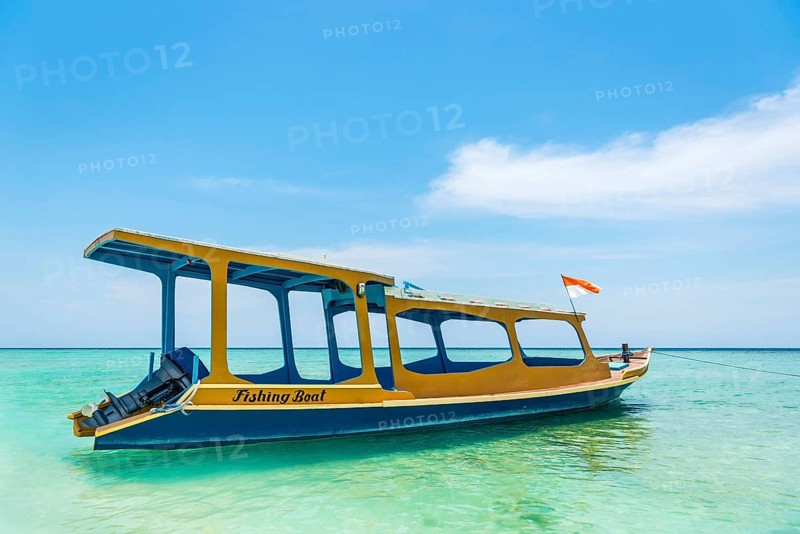 Traditional old excursion boat, sea, blue, ocean, colourful, wooden boat, excursion, tropical, empty, lonely, island, culture, holiday, tourism, travel, Gili Air, Indonesia, Asia