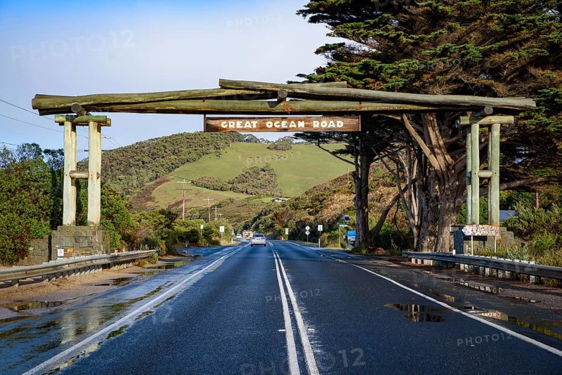 Memorial Arch at Eastern View on Great Ocean Road, Victoria, Australia, Oceania